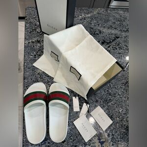 Gucci Slides - unisex white size G 6 - relisting